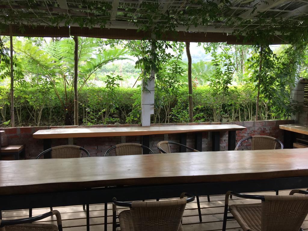 Hou Shan Ren Jia B&B Luye Bagian luar foto